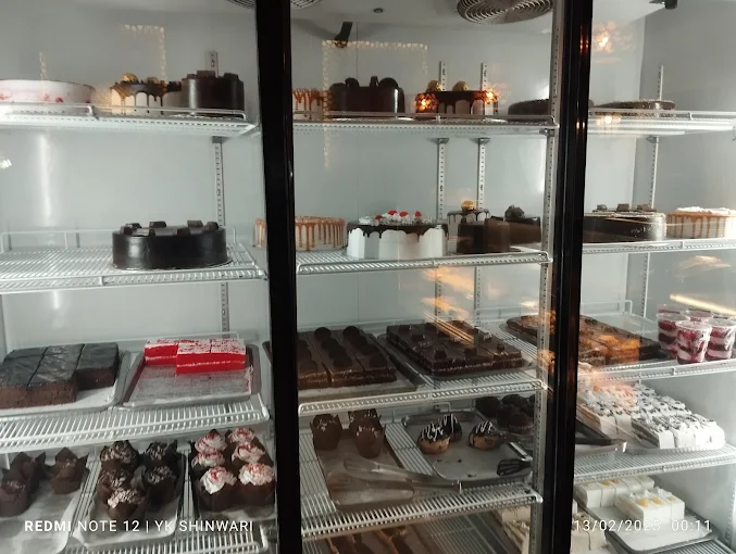 Dolce Cakery image 1