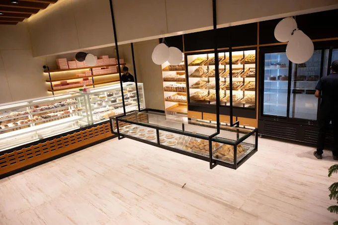 Utopia Dessert Shop image 2