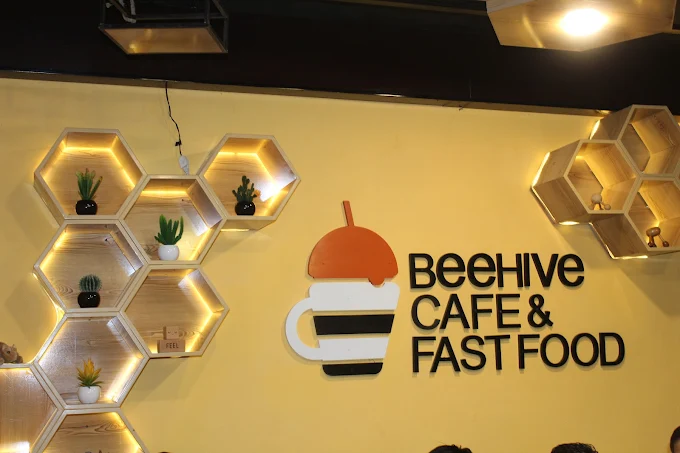 BeeHive Café & Fast Food image 8