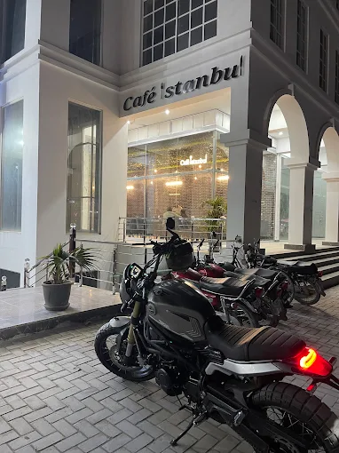 Cafe Istanbul image 2