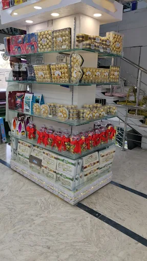 Al Naseeb Dry Fruits image 6