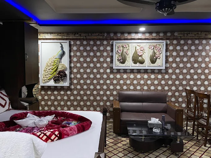 Metro Hotel image 1