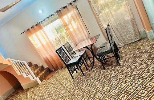 The Western Crown Auberge Guest House image 2