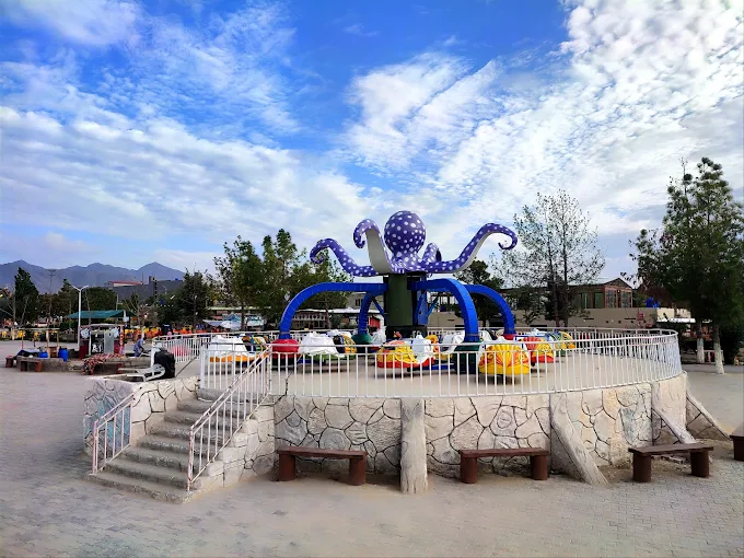 Askari / Fatima Jinnah Family Park image 6
