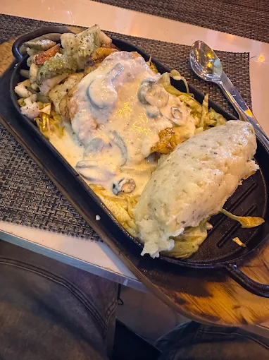 King Kong Pizza & Restaurant image 1