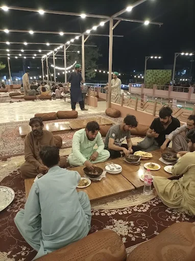 Mehfil Restaurant image 4