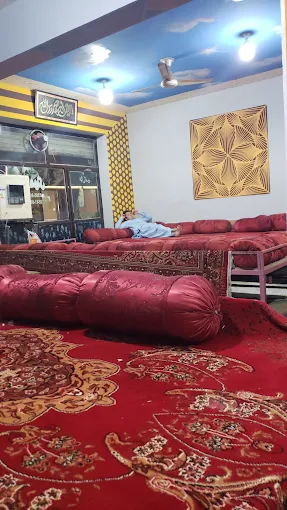 Safa Restaurant image 9